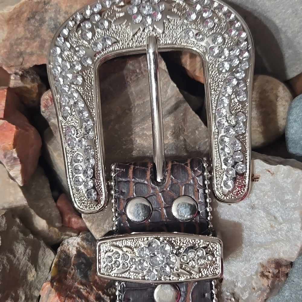 Western Rhinestone & Leather Belt - Picture 6 of 16